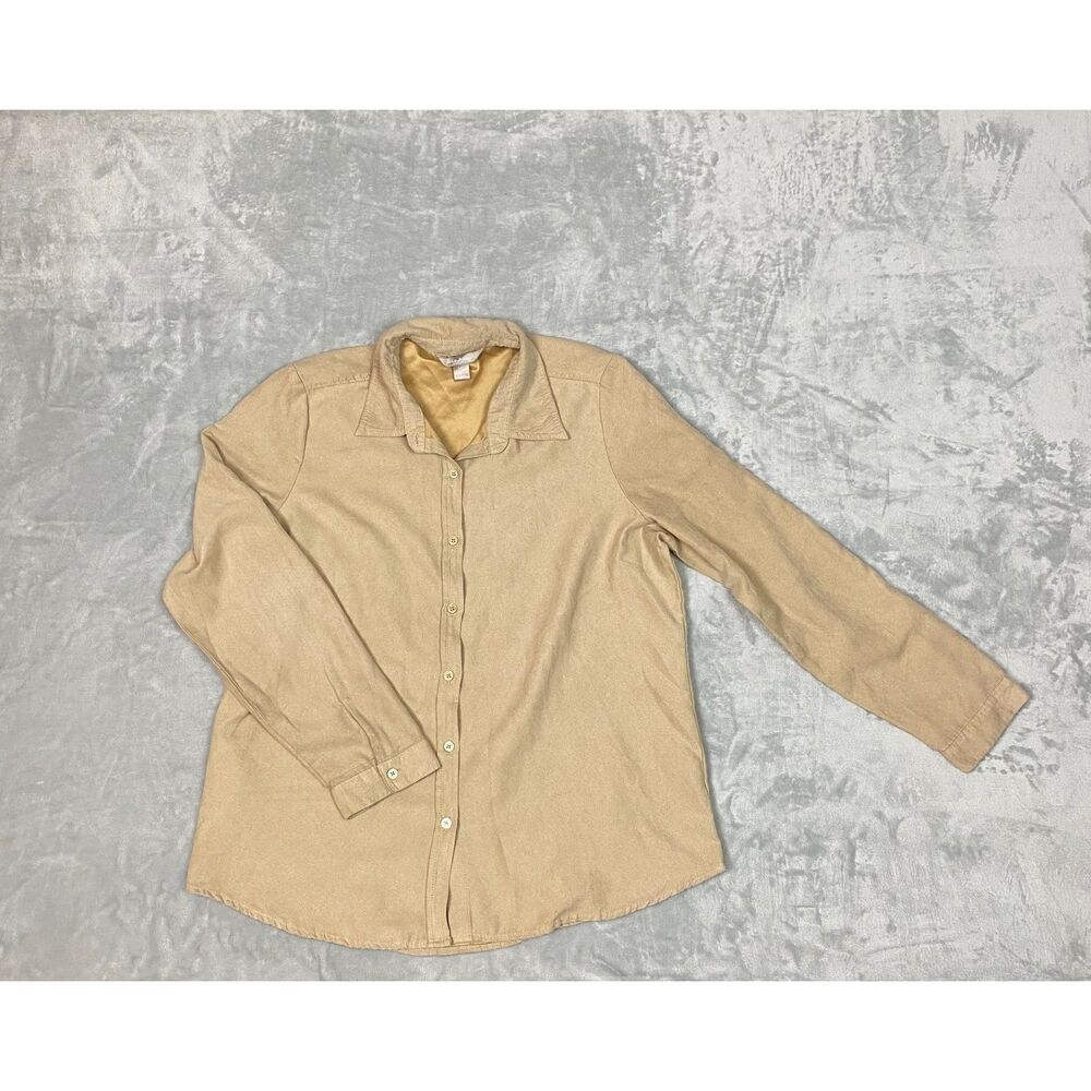 White Stag Women's Button Down Shirt Long Sleeve Tan Size L/G Workwear Travel